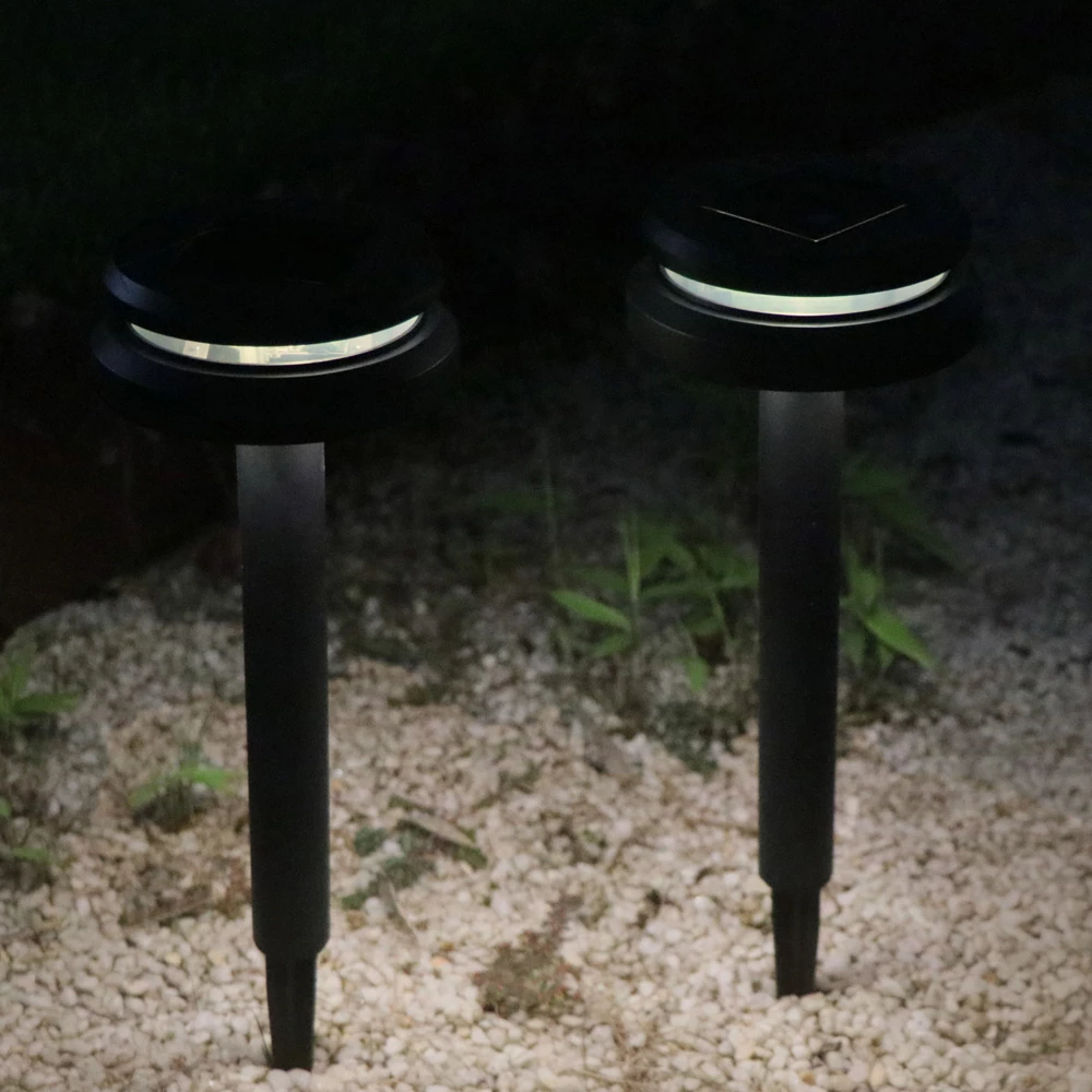 Светильник для дорожек на солнечных батареях